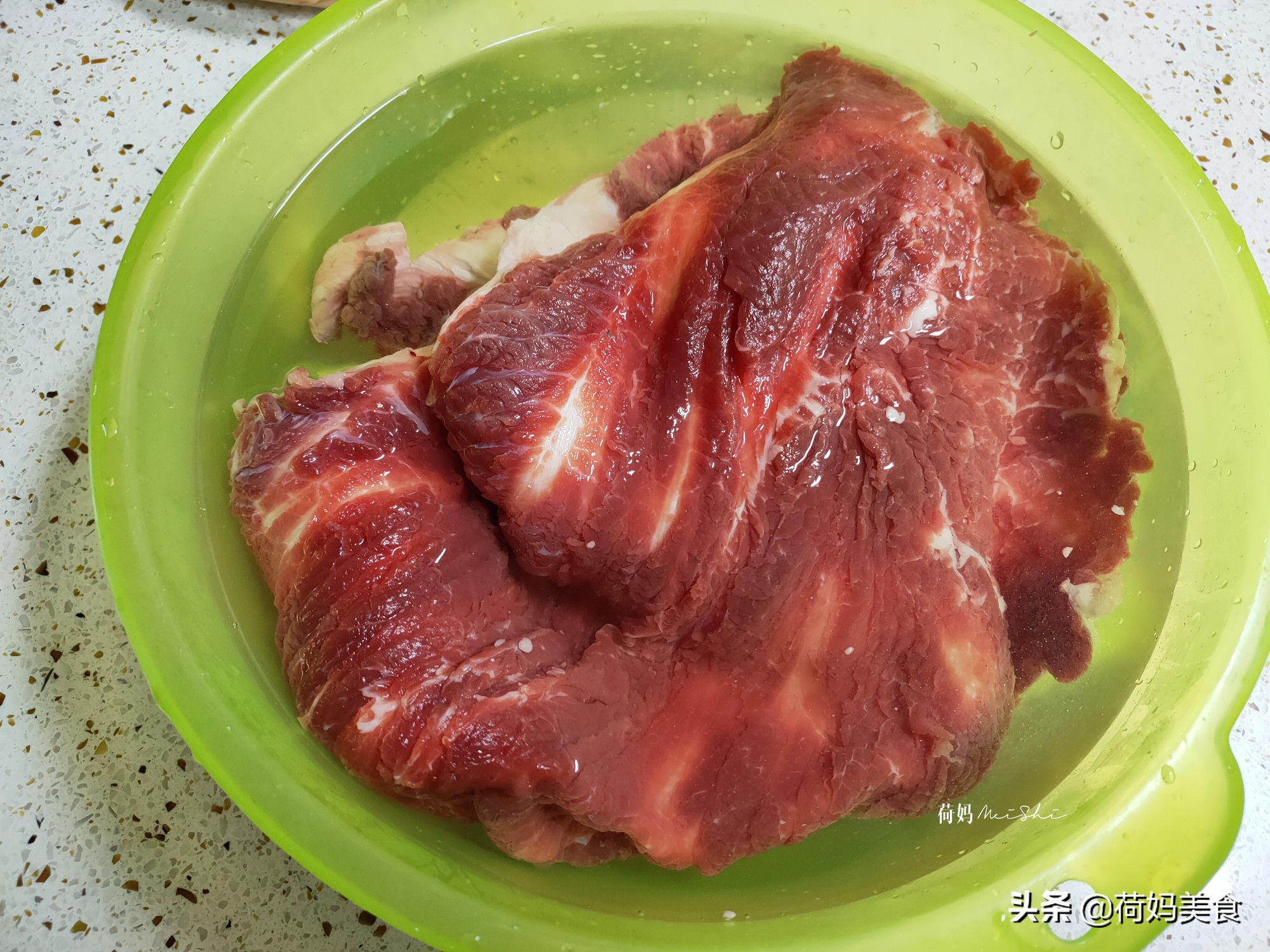 怎么炖牛肉让牛肉软烂,牛肉怎么做才能软烂入味不塞牙呢