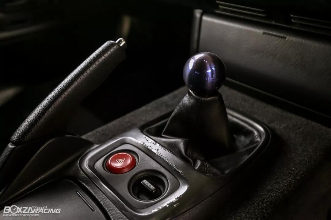 带你走进本田s2000,本田跑车s2000第一视角