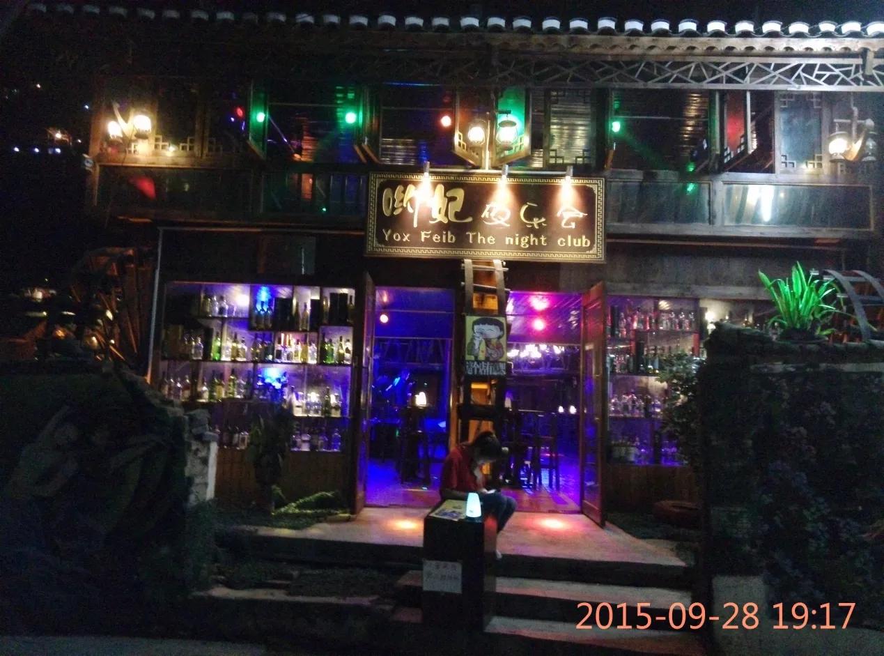 黄果树荔波小七孔苗寨镇远两日游,千户苗寨梵净山黄果树三日游