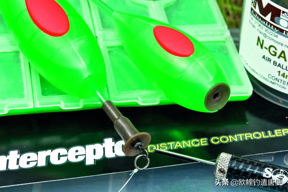 欧鲤钓组单柄鱼钩绑法,欧鲤钓组挂浮珠还是挂玉米