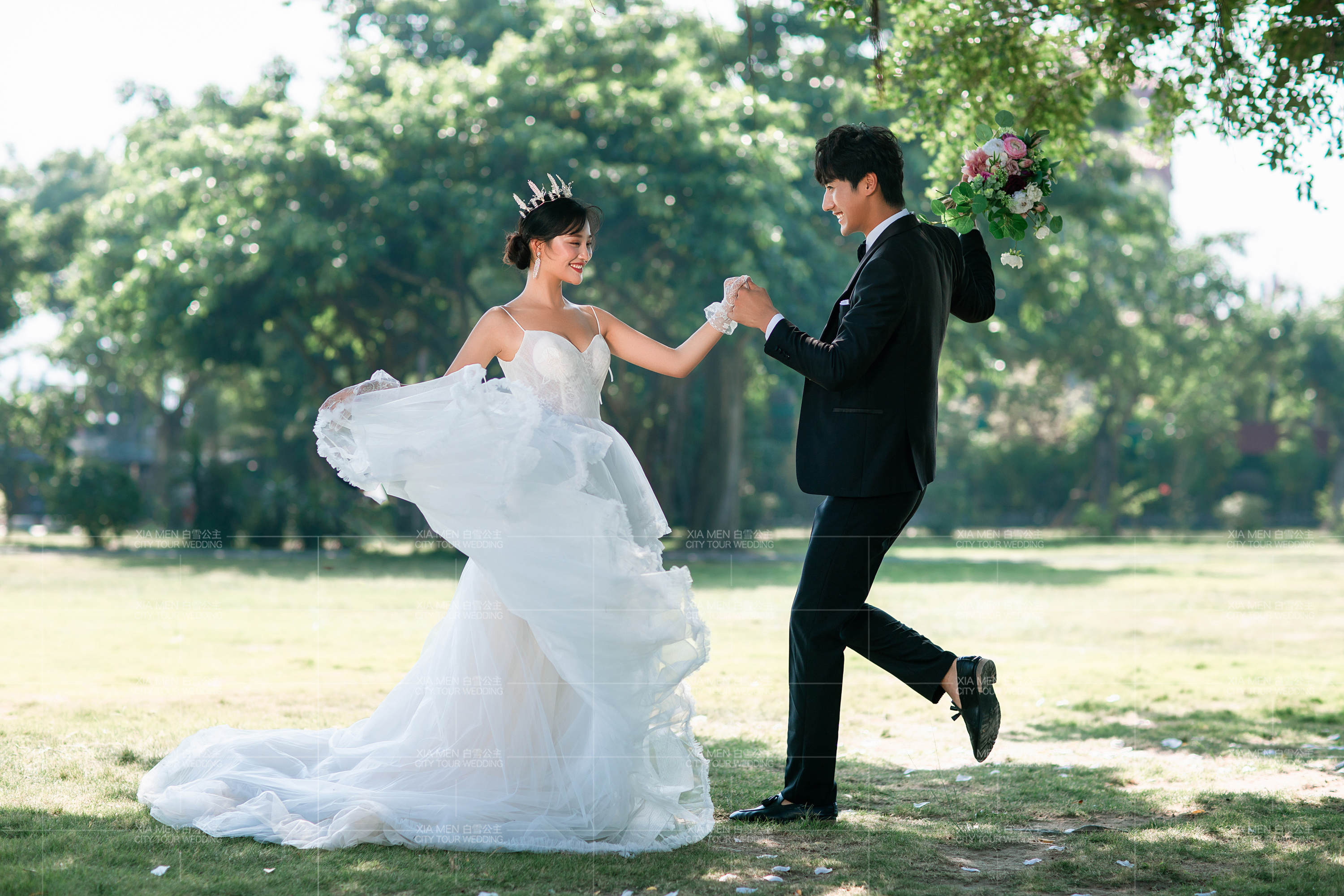 穿上婚纱照你有多美,穿上婚纱照太漂亮