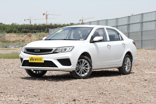 吉利远景：都说车内空间大，油耗表现究竟如何？