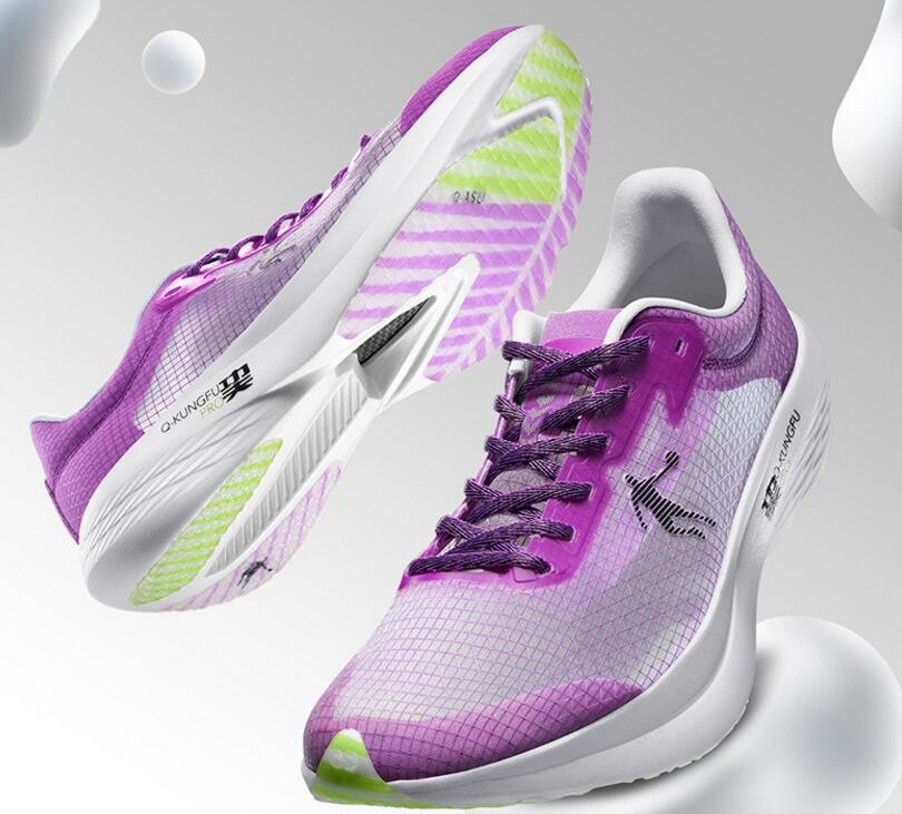 亚瑟士跑鞋和国产跑鞋,耐克跑鞋和国产跑鞋