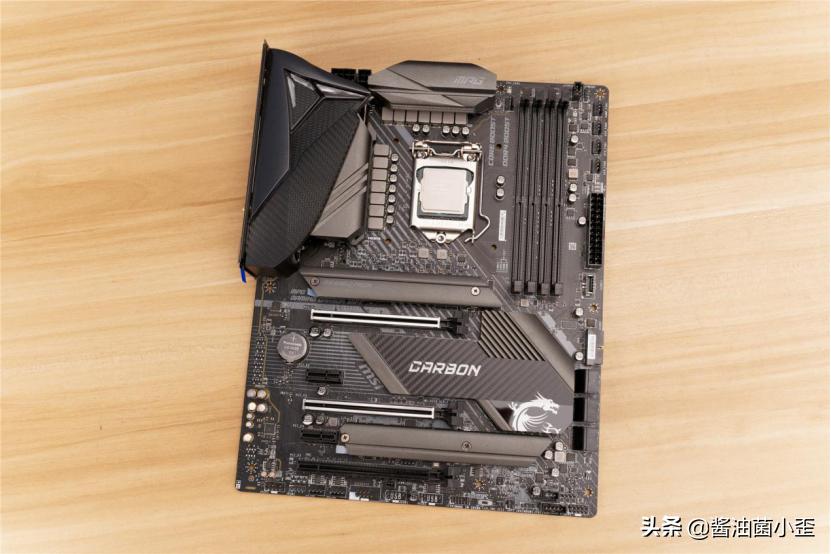 影驰rtx3090金属大师尺寸,影驰20周年纪念版rtx4090显卡开箱