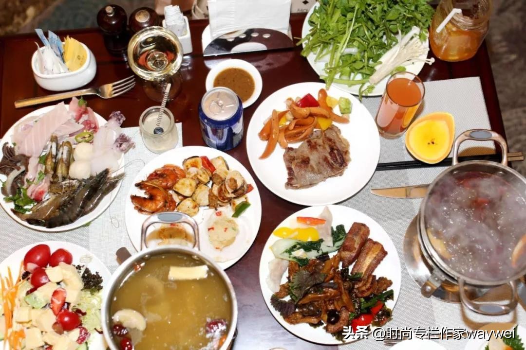 寒风飒飒，人类无法阻止火锅的蔓延势头了……