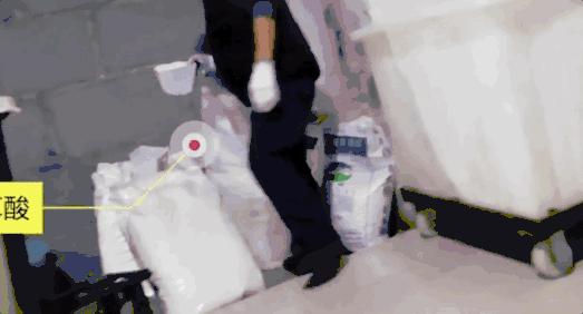 一次性*裤内**与带血床单混洗，劣质漂白腐蚀皮肤，7天如家再被曝光