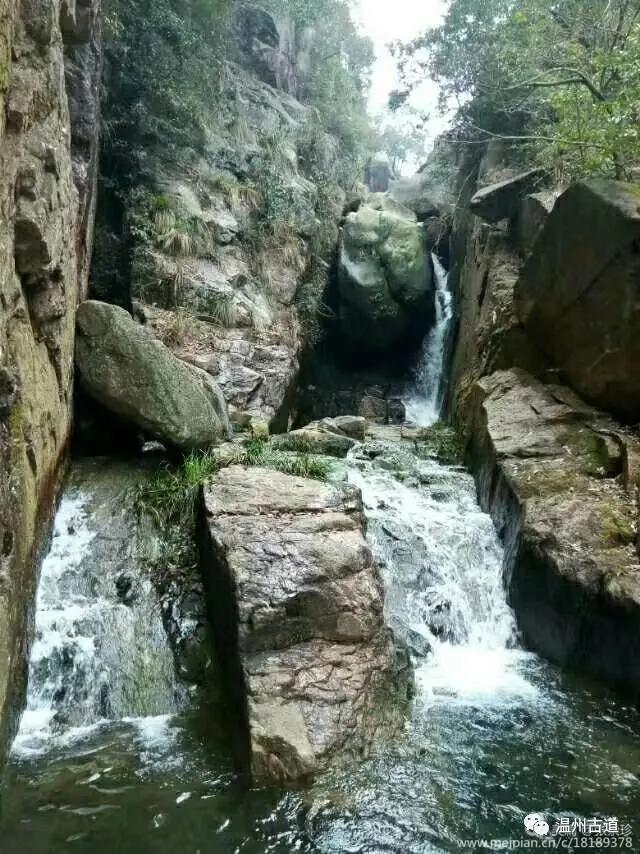 温州茶山卧龙潭,温州卧龙峡风景区