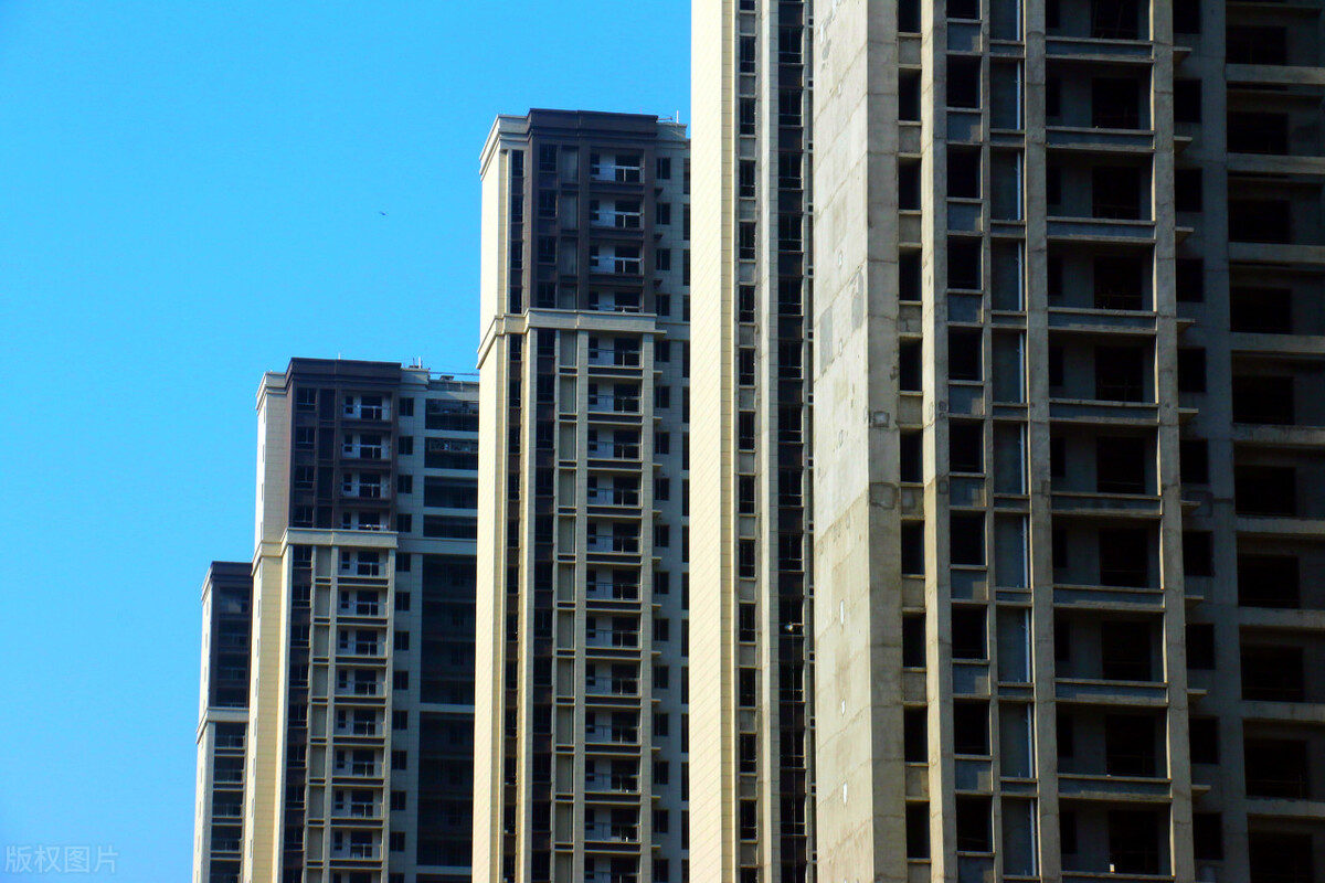 买中户还是买西户,买中户的话是东户好还是西户好