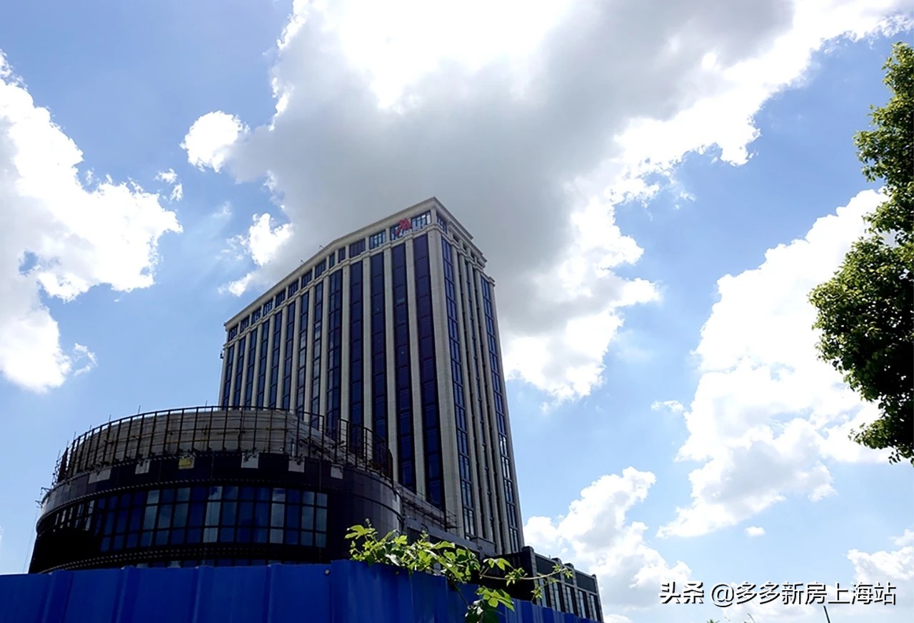 公交10分钟直达地铁站,浦东新场90平“神户型”总价380万起!