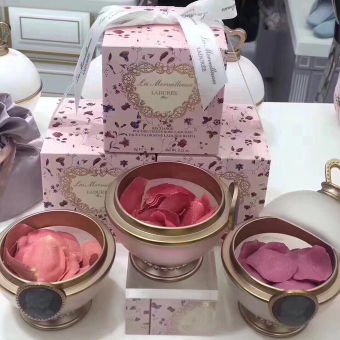 日本的彩妆品牌哪个气垫最好,日本最好用的十大粉底