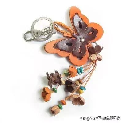 用旧衣服做包包挂饰,旧物袋子做挂件包