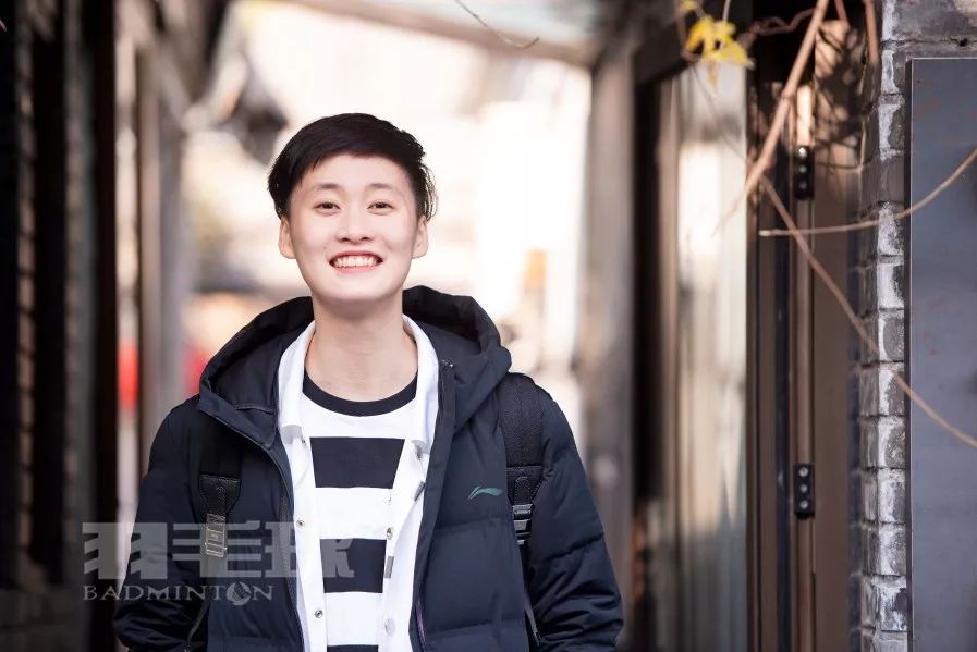 打羽毛球的陈雨菲,羽毛球陈雨菲图片