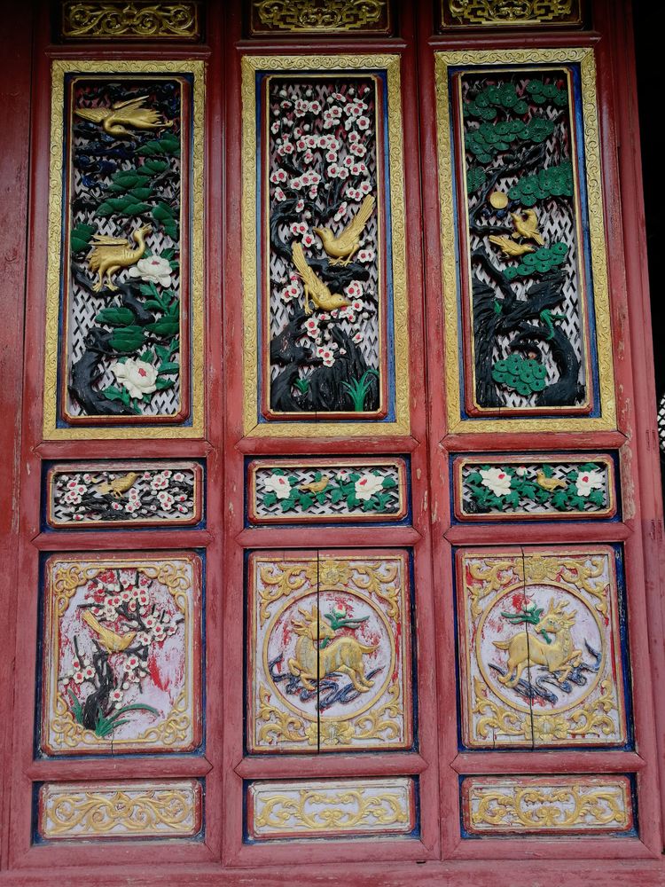 抚仙湖孤山上有什么景点,抚仙湖里的小岛