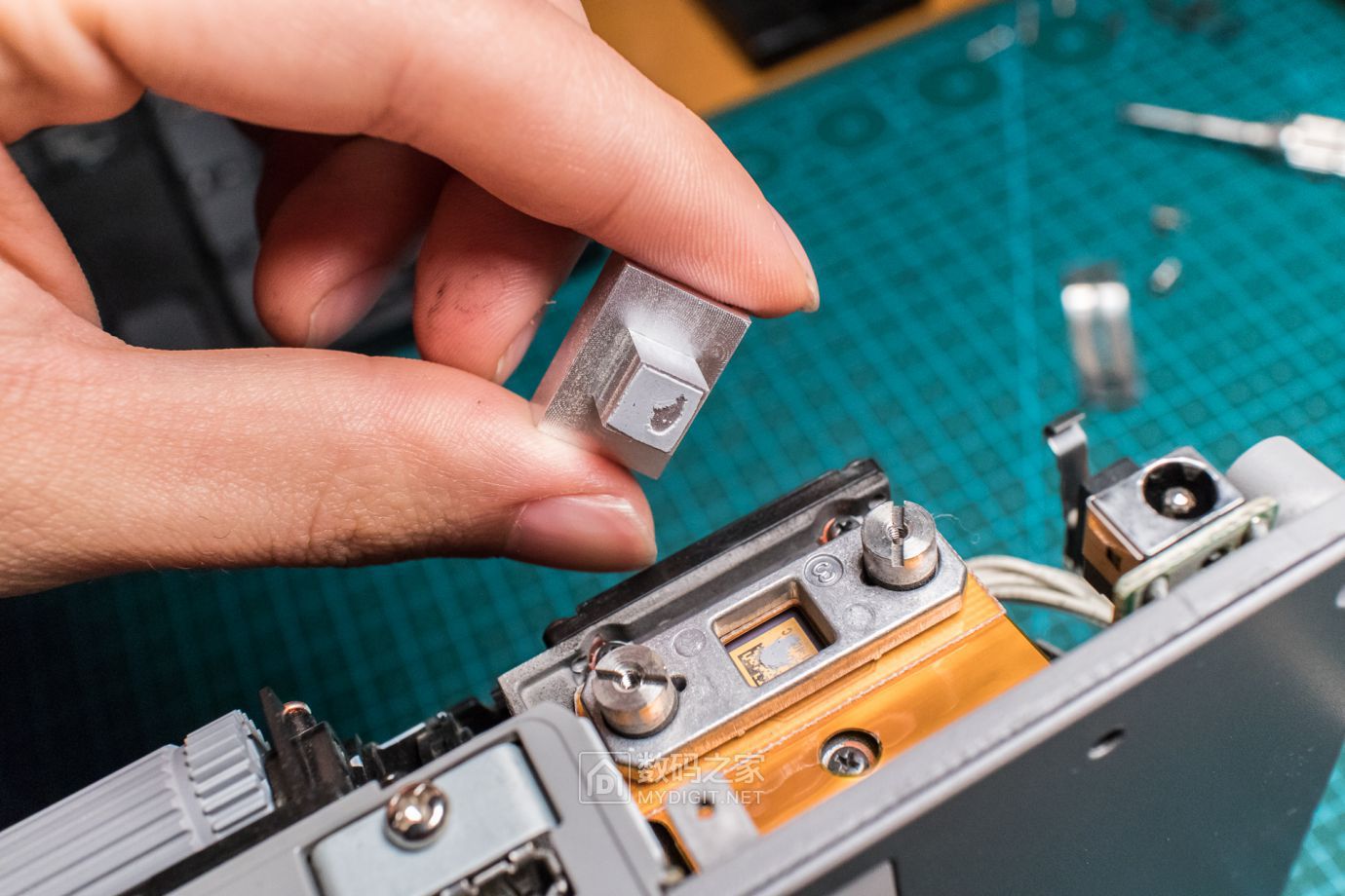 卡西欧激光投影拆机,卡西欧vc110激光投影机怎样清洗