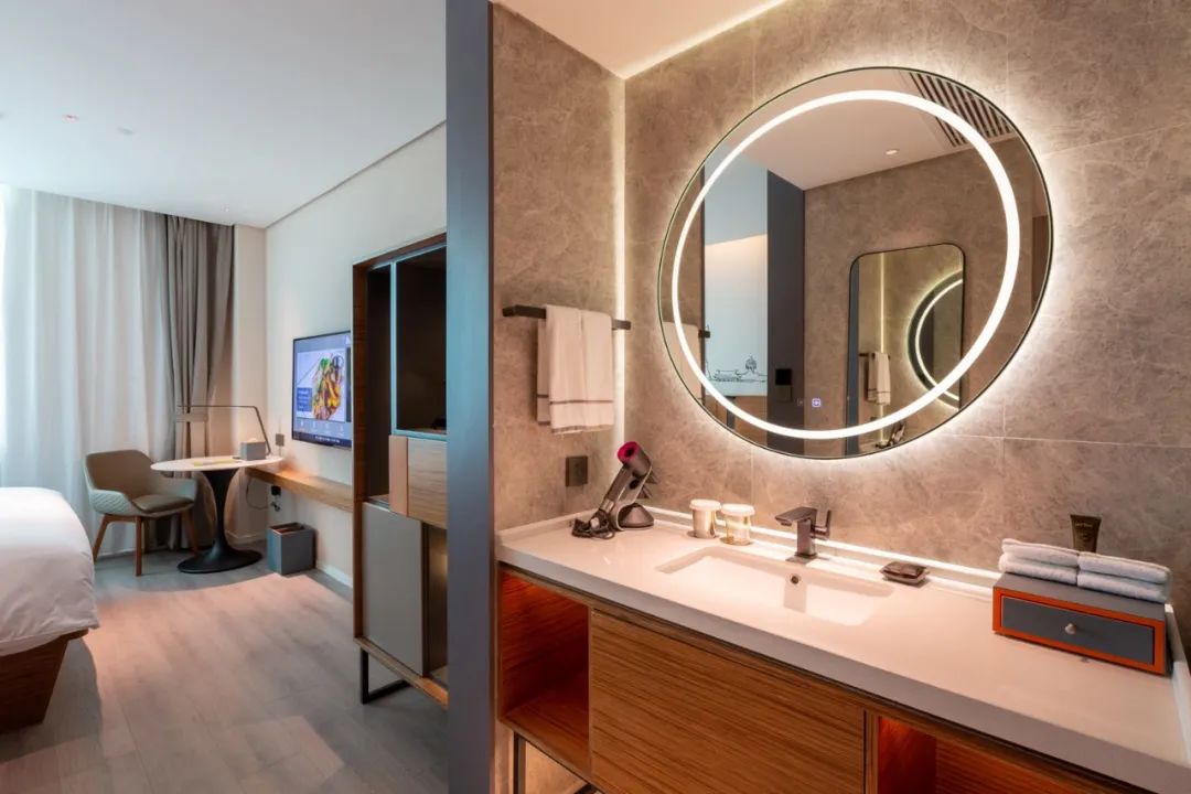 凯悦逸扉酒店三环多少钱,凯悦逸扉酒店是什么档次