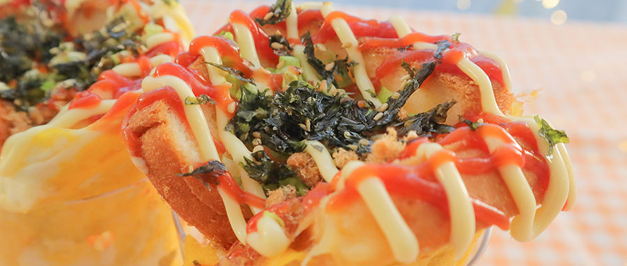 韩式抱蛋吐司卷,牛油果吐司抱蛋三明治