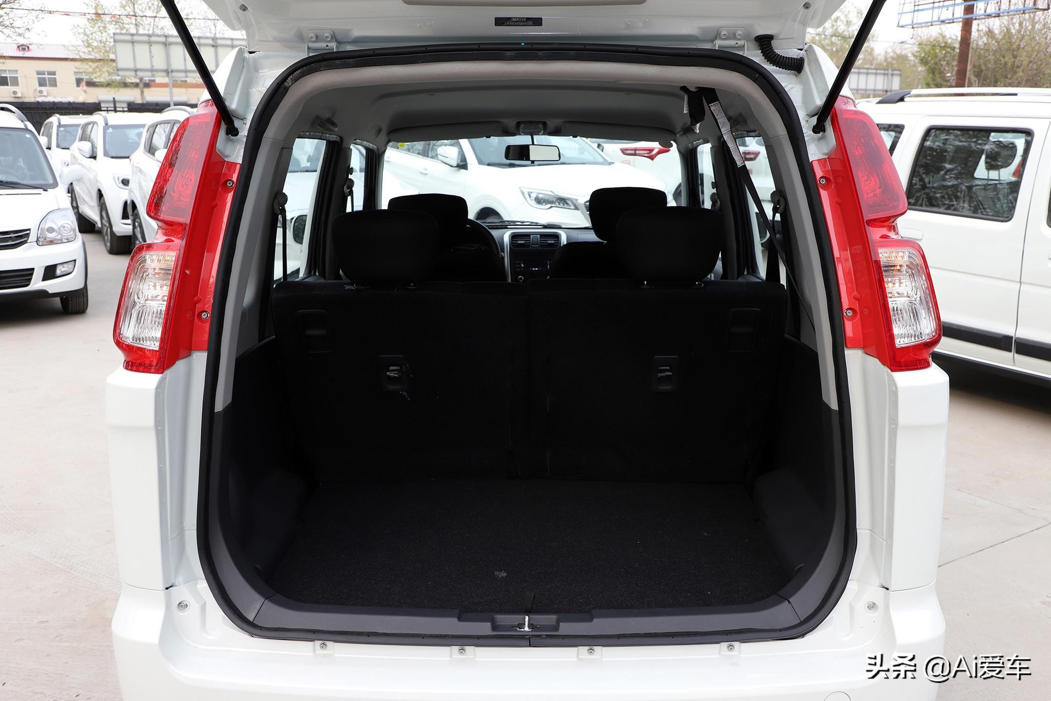 省油便宜性价比高的代步车,特别省油的代步车