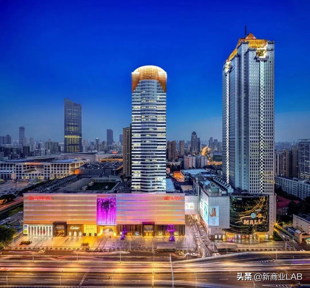 武商武汉国际广场变形记，拥抱变革，推动发展