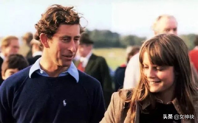 戴安娜英国王妃,戴安娜王妃为什么被捧得那么高