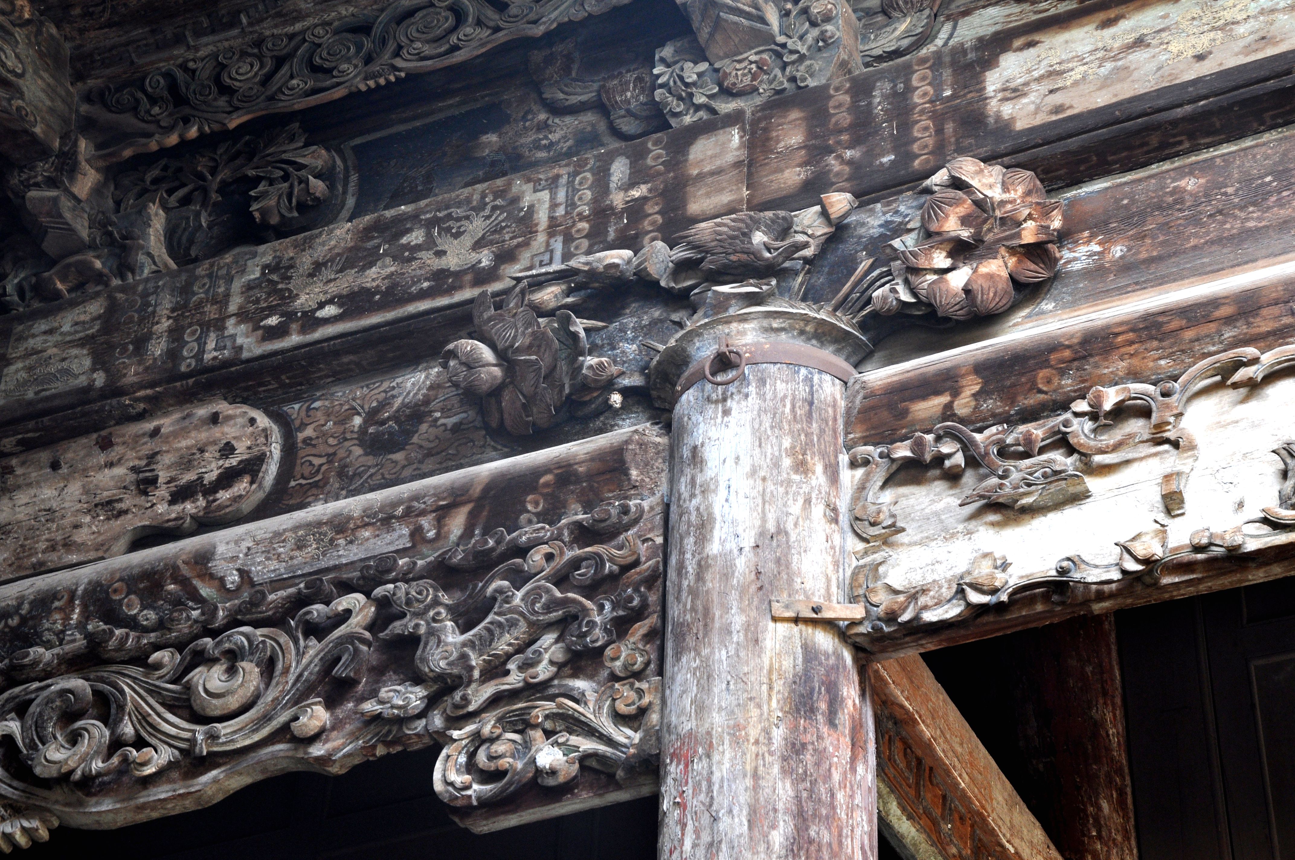 走出古色古香的大悲院，有一种欲说还休的感觉无以言表