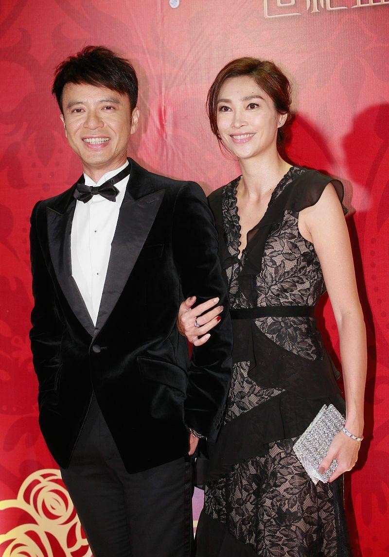 香港小姐卢淑仪，最好的年纪遇到李克勤，幸福甜蜜的日子天天有