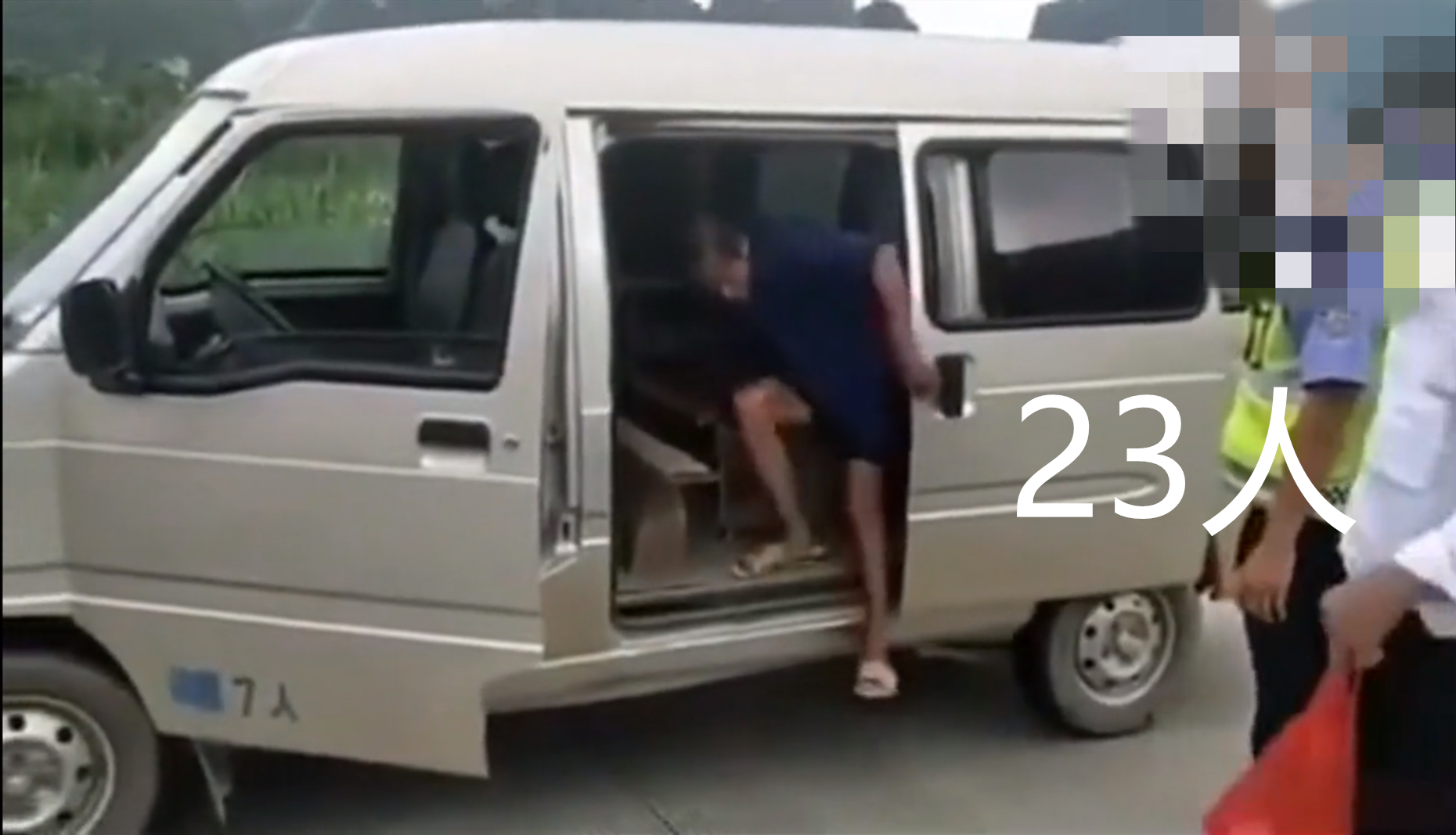 碾压金杯的全能王，五菱见它得叫大哥，大通G10，载人拉货我最强