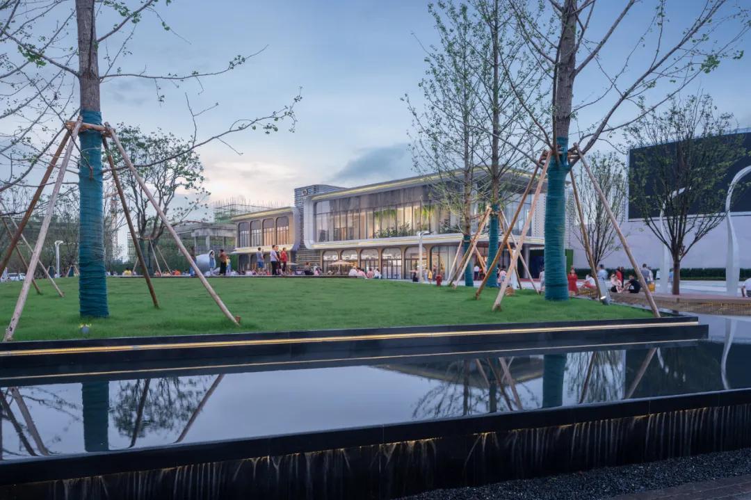 绗涗笢鑷诲搧,绗涗笢鑷诲搧浜戞箹鍗侀噷