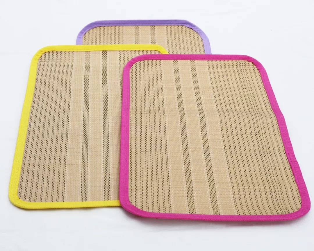 解暑佳品——宠物凉垫的选择与使用