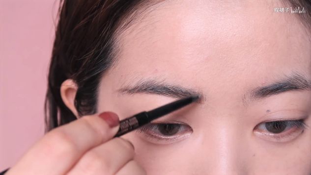 超正经的欧美妆超温柔的日常妆||...