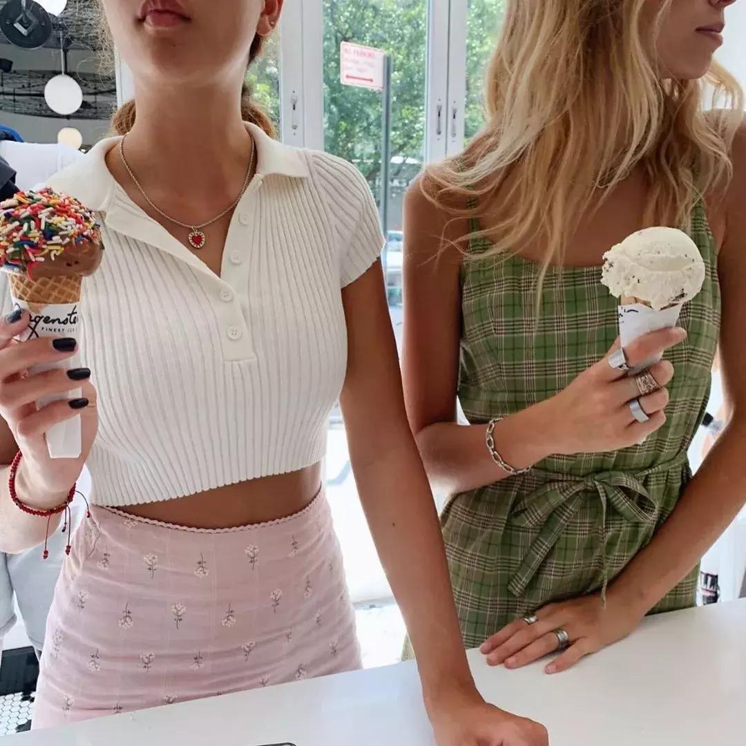 关晓彤程潇撞衫,关晓彤周洁琼撞衫