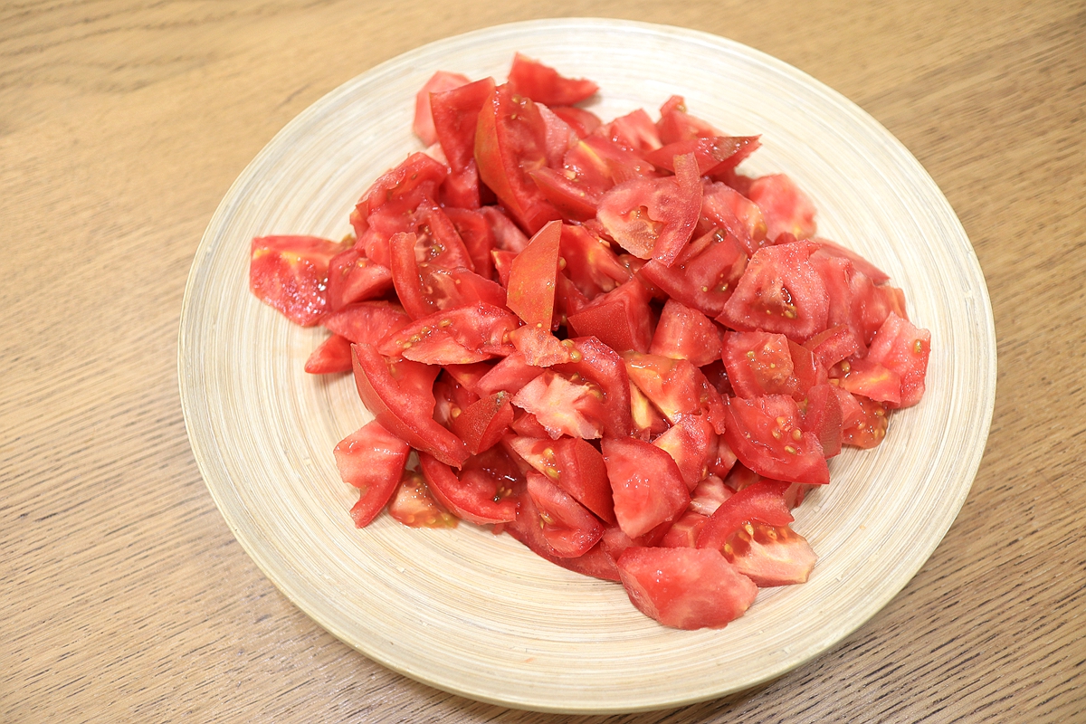 清炖牛肉的最正宗炖法番茄炖牛肉,番茄炖牛肉爽口营养味美开胃