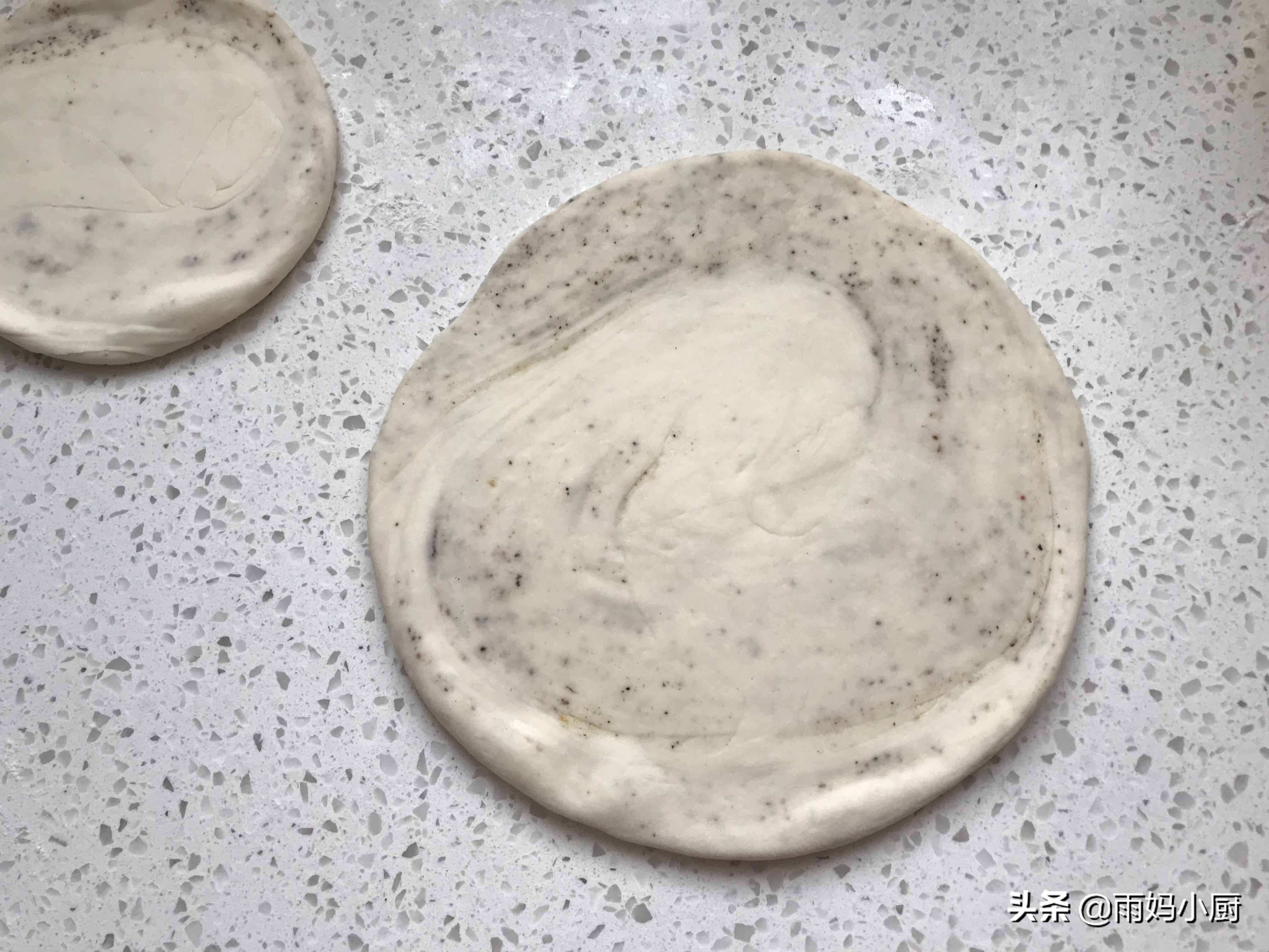 发面油饼怎么做比较酥,发面油饼怎么做酥脆松软