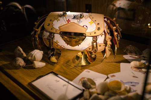 20岁女孩买奢侈品,女孩子对奢侈品最正确的看法