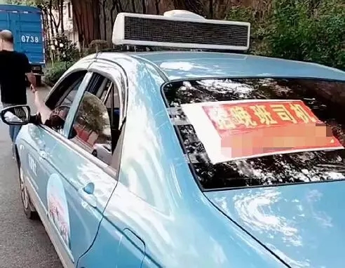 重庆月入1万的10个冷门副业 (在深圳月入2万的副业有哪些)