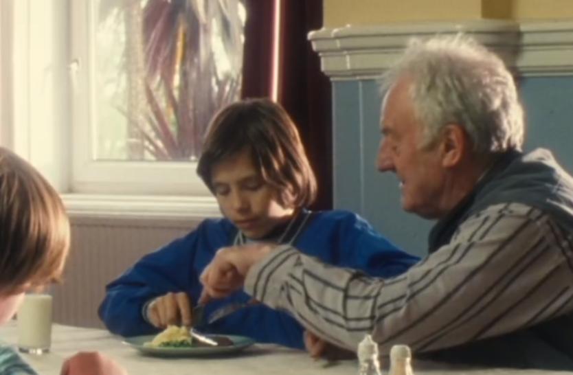 孩子无法在原生家庭中成长,孩子如何摆脱原生家庭的痛苦