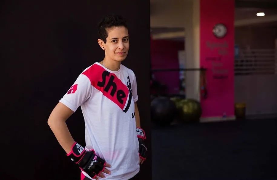 打*网破**红脸审美！她拍遍全世界的普通女孩，一个个都美到惊艳