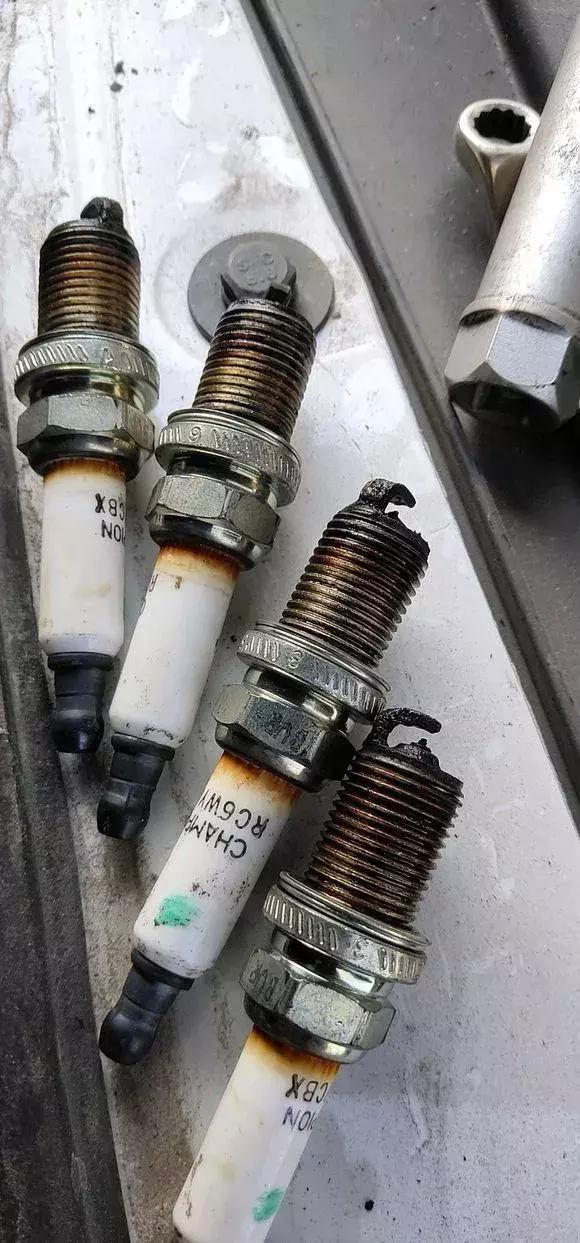 皇冠经典老车油耗多少正常,老皇冠油耗