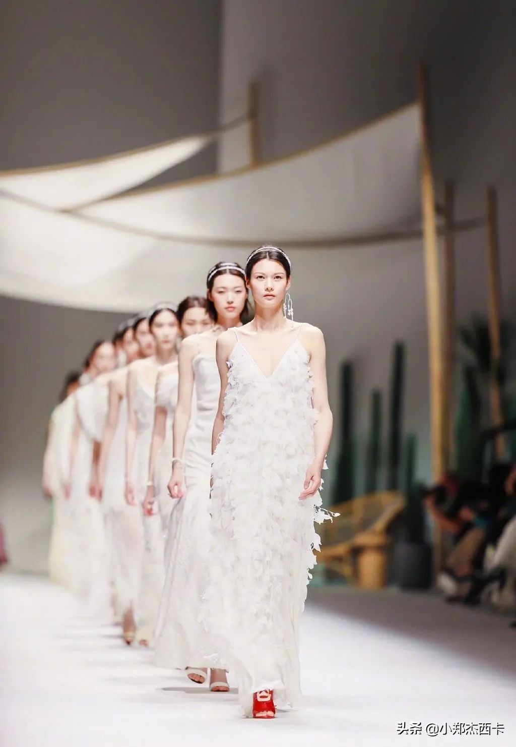 在国际上比较出名的中国超模有,盘点在国际上最火的中国超模