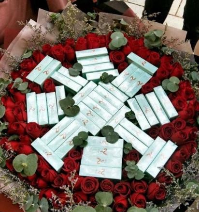 张云雷抽其他牌子的烟吗,张云雷抽的什么烟