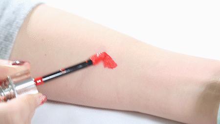 我们试了200只闲置口红，居然叠加出了各种绝版色号！