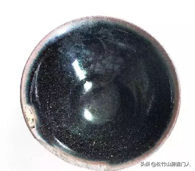 如何选择单色釉建盏,单色釉的建盏有毒吗