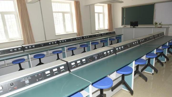 2020全景看高中|信息高级中学：双导师培养育英才