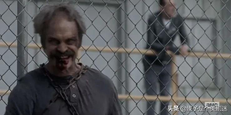 《行尸走肉》：丧尸不吃不喝能活多久？丧尸为什么不会相互攻击？