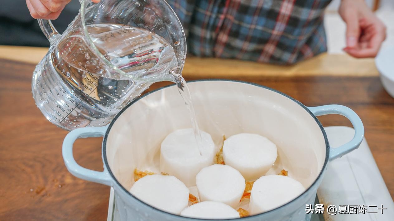 冬天吃一顿暖暖的部队火锅,微凉的季节