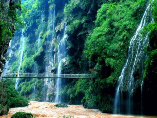 这个夏天总要来看看贵州的瀑布吧,贵州四月能看到黄果树瀑布吗