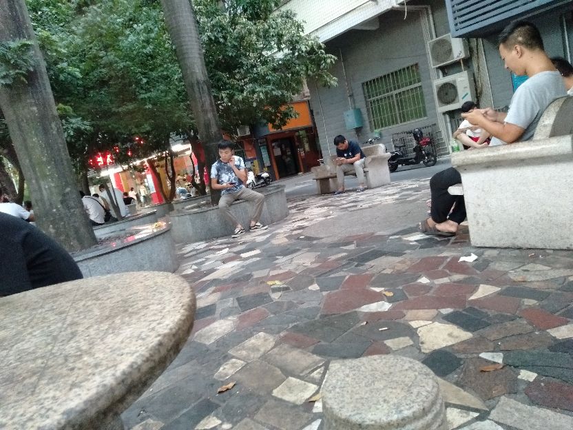 富士康第一次上夜班的感受,富士康入职第一个月夜班还是白班