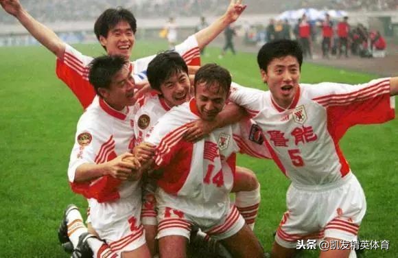 99鲁能双冠王之路,鲁能夺双冠王的阵容