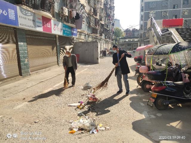 咸宁爱心人士,咸宁籍的抗疫英雄