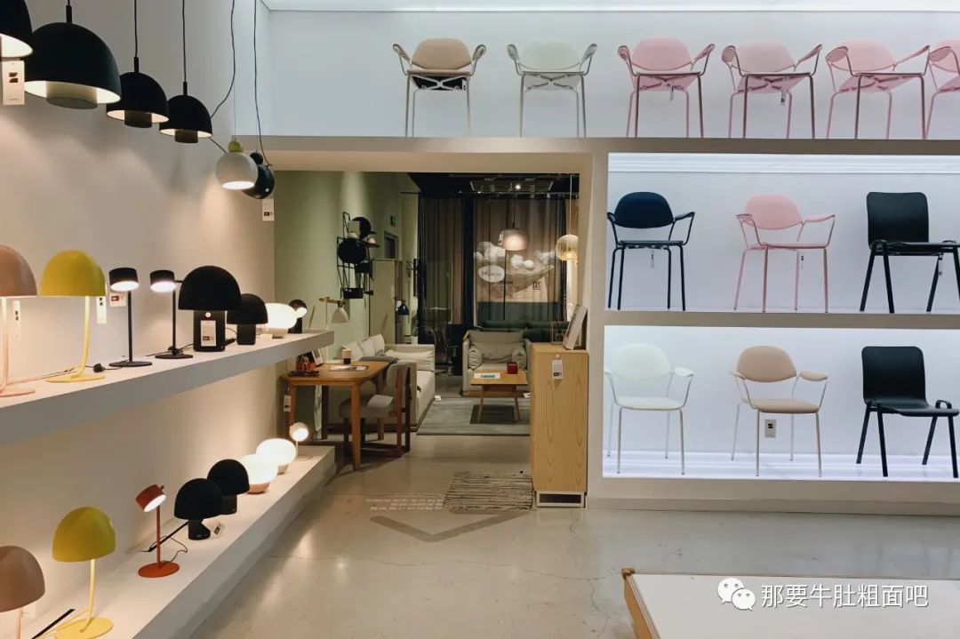 现代风格网购家具店铺推荐,买家具最容易踩的坑是什么