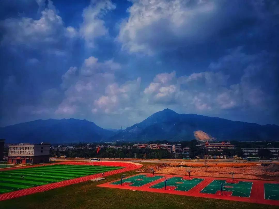 广东大学巡礼-广东工程职业技术学院